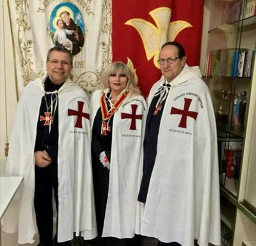 La delegazione biscegliese a Mesagne dell'Ordine Cavalieri Templari Cristiani Internazionale "Jacques de Molay"