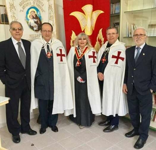 La delegazione biscegliese a Mesagne dell'Ordine Cavalieri Templari Cristiani Internazionale "Jacques de Molay"
