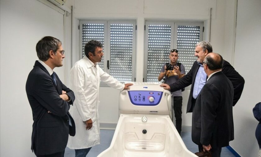 Angelantonio Angarano visita l'ospedale di Bisceglie