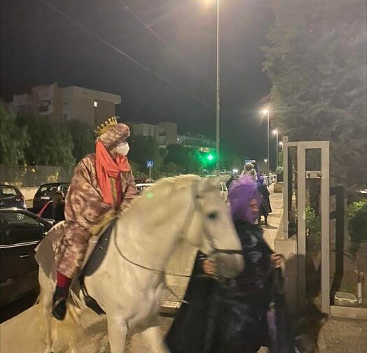 I Re Magi arrivano a cavallo alla parrocchia di Sant'Andrea Apostolo