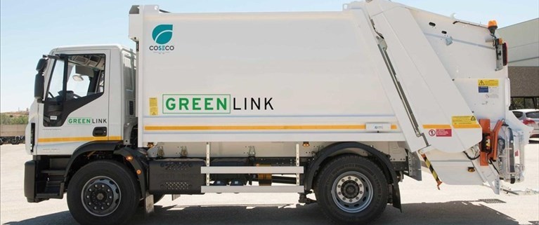 Un mezzo della Green Link società benefit