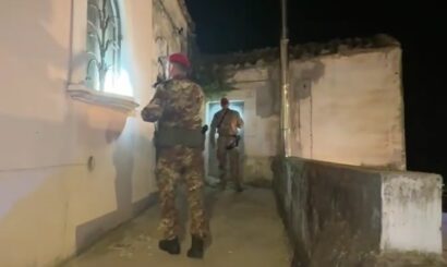 50 militari in azione nella notte